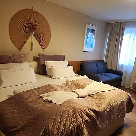 Maxhotel * Lindau (Bodensee)